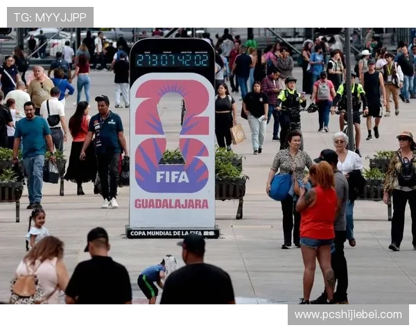 美加墨世界杯足球赛球队阵容分析与战术策略探讨